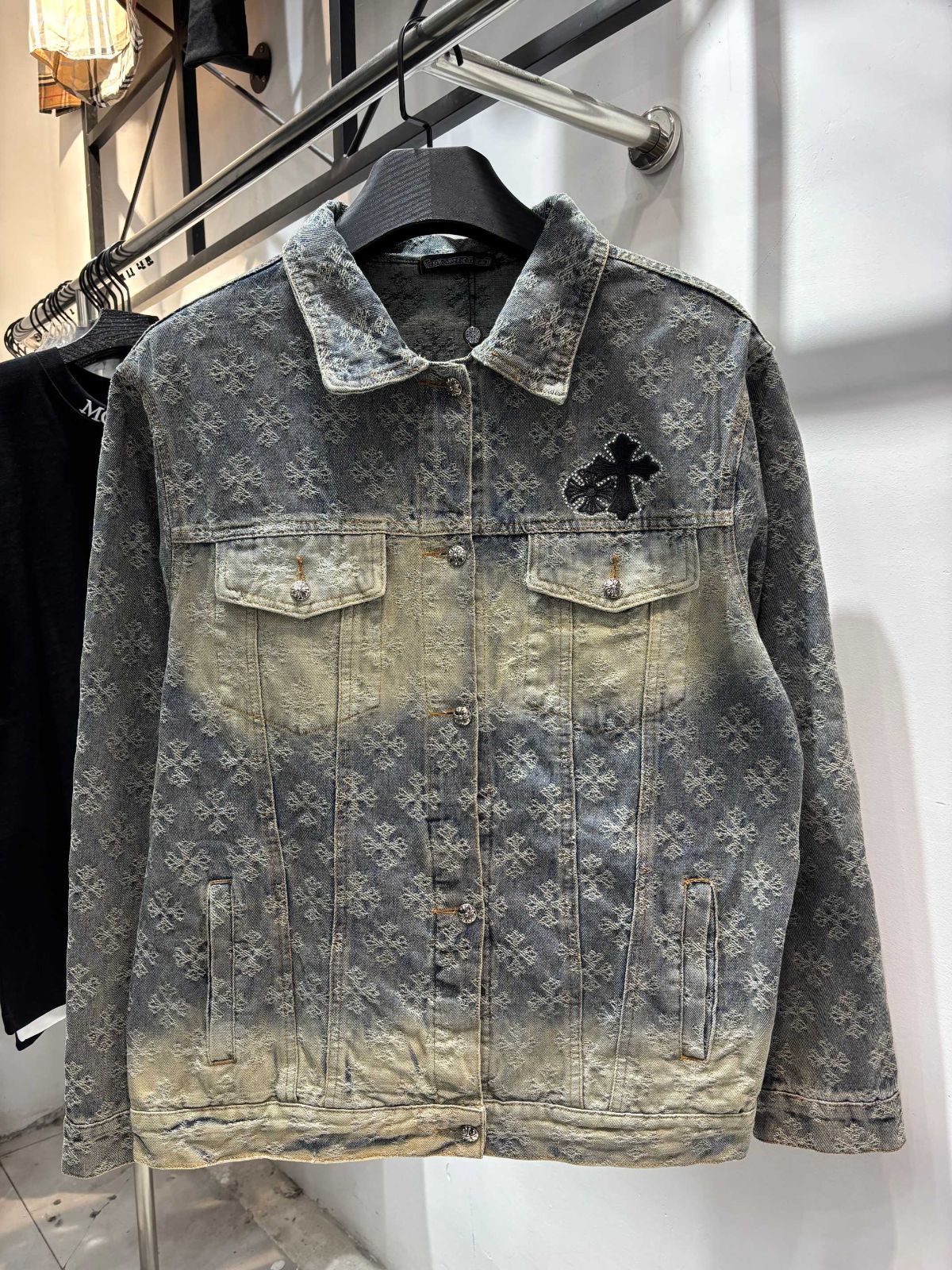 ChromeHearts ロゴ刺繍入りデニムジャケット グレー