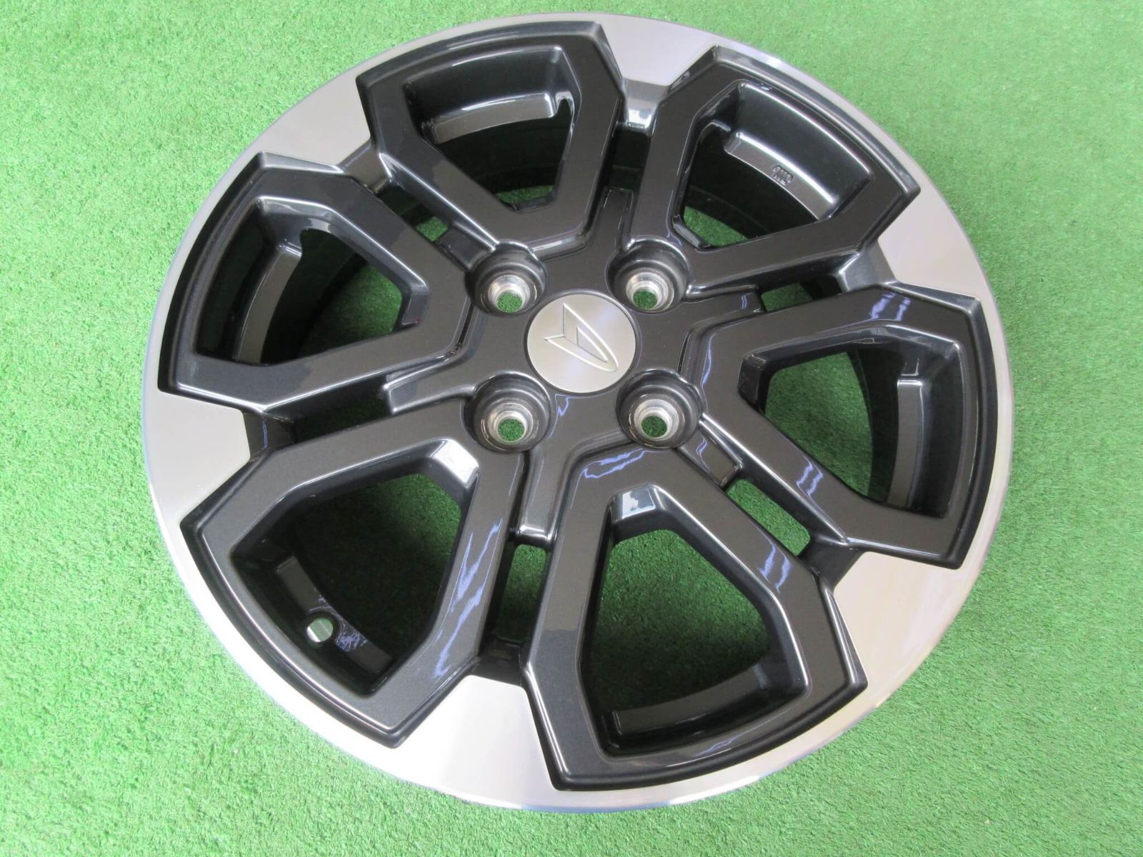 ウエイク純正ホイール DAIHATSU (ダイハツ) WAKE (ウェイク) 純正 15×4.5J(+45)PCD100