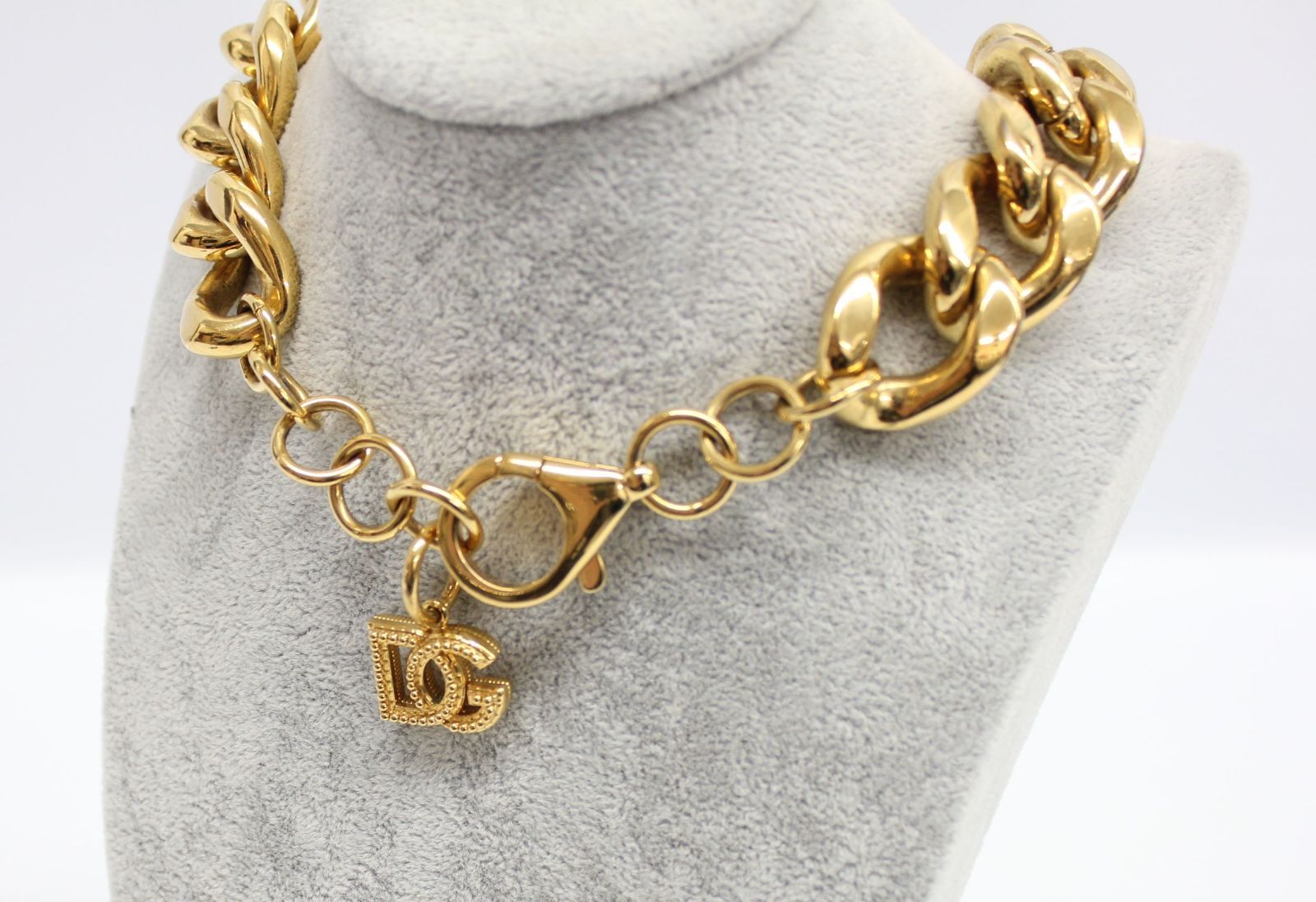 DOLCE&GABBANA 極太 喜平 チェーン ネックレス 品】Dolce&Gabbana ロゴチャーム付き喜平ゴールドチェーンネックレス