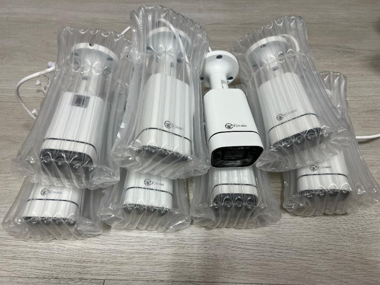 NVR POE防犯カメラ8台セット初期不良交換保証「NVR-VST-POE8」 - メルカリ