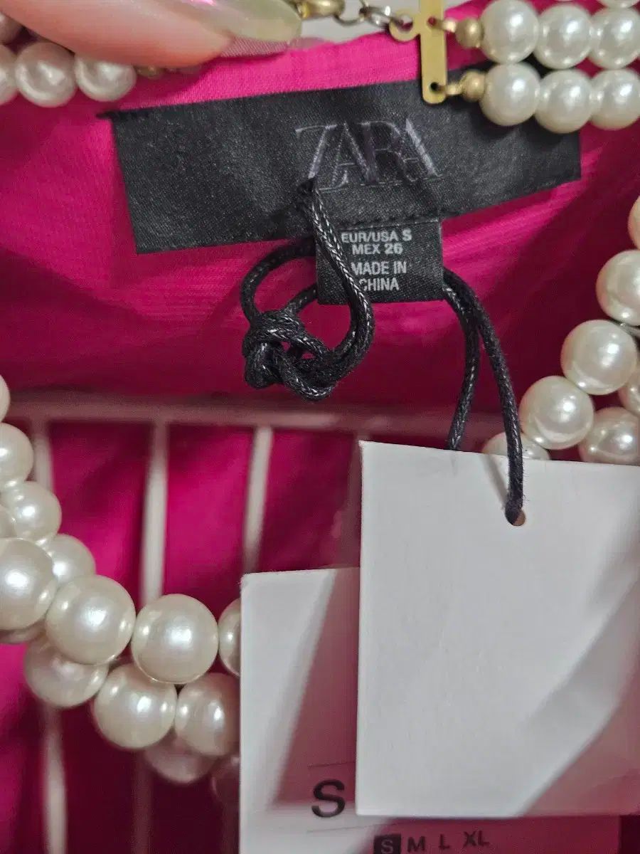 ZARA ザラ ホットピンク フラワー 装飾 ジャケット