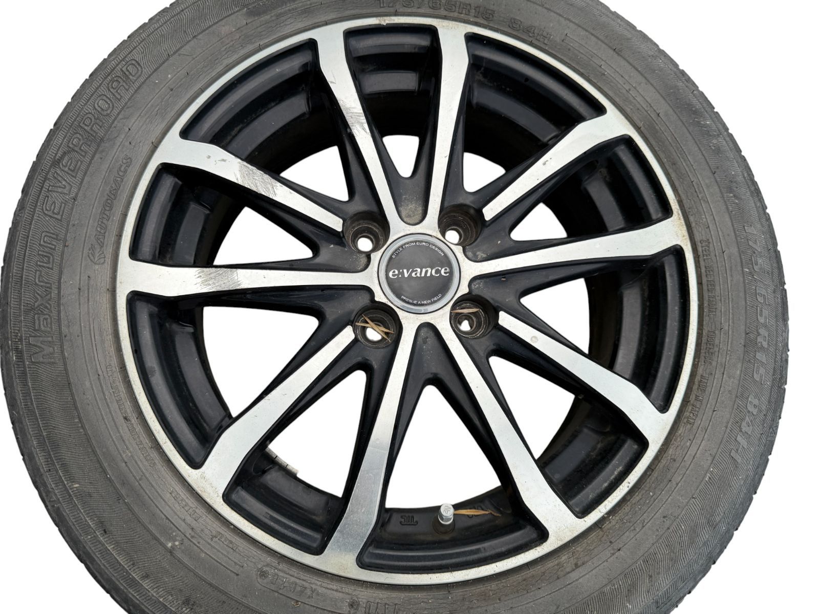 アクア NHP10 175/65R15 社外 アルミホイール 4本セット 管理番号:5075