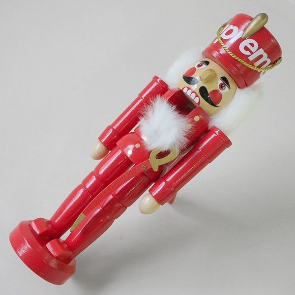 Supreme - SUPREME シュプリーム 19AW nutcracker くるみ割り人形 フィギュア レッド 楽天市場】2019AW/Supreme/シュプリーム/Nutcracker/ナッツ