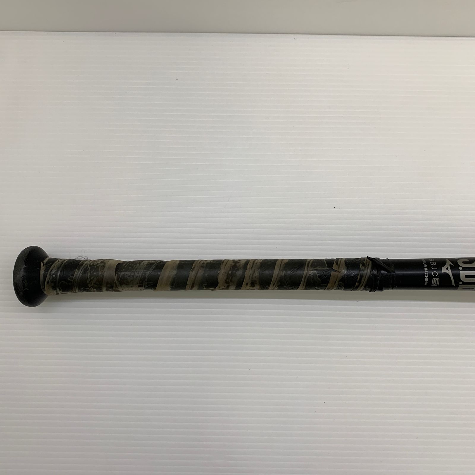美品 ミズノ ビヨンド マックス レガシー 1CJBR157 軟式 バット MIZUNO 野球 バット 一般軟式用 83cm 84cm 85cm ミズノ mizuno