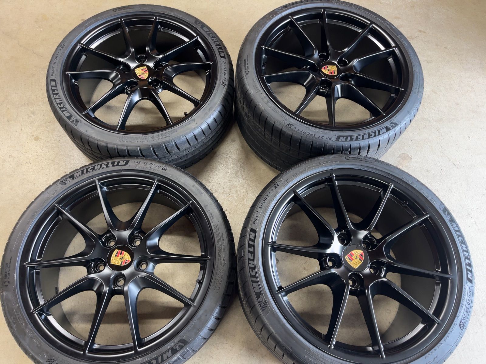 ポルシェ 991 純正品 ミシュラン ほぼ 付 2025年製 ポルシェ認証 20インチ 4本セット