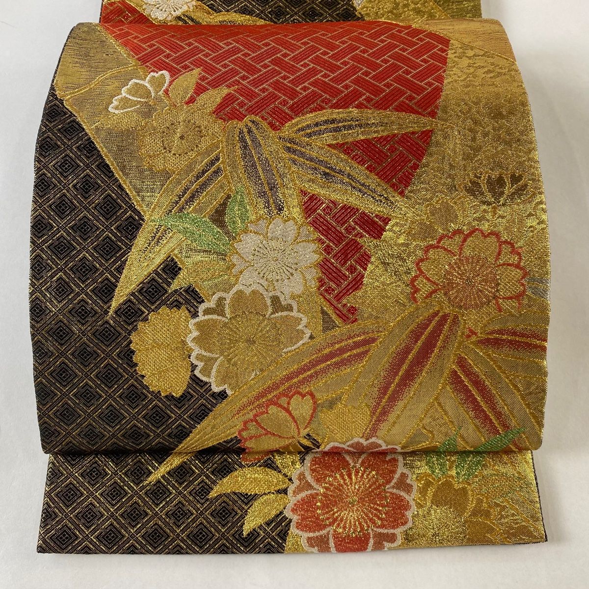 期間限定キャンペーン 桜 竹 秀品 袋帯 箔 メルカリ - 【中古】 正絹 六通 金色 金銀糸 着物・浴衣