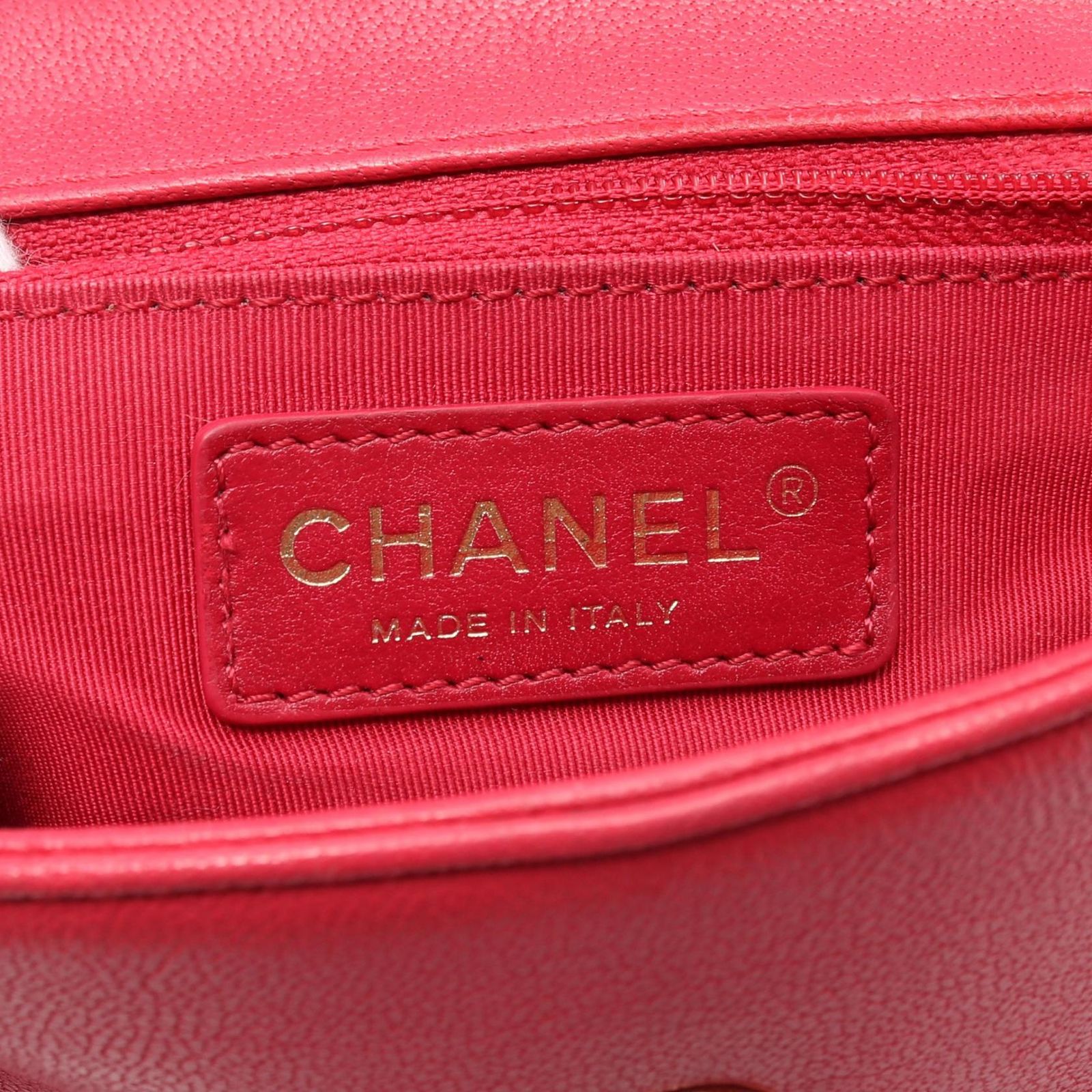 ☪ CHANEL