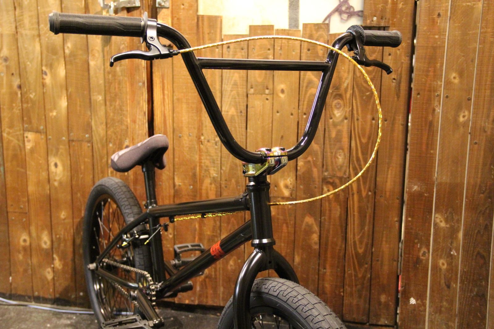 BMX ストリート Colony Premise BK OIL ジャイロ＋４ペグ-