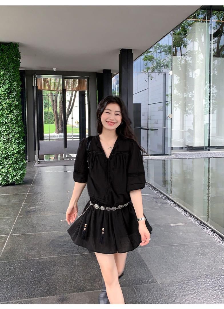 ホワイトVネックツーピース