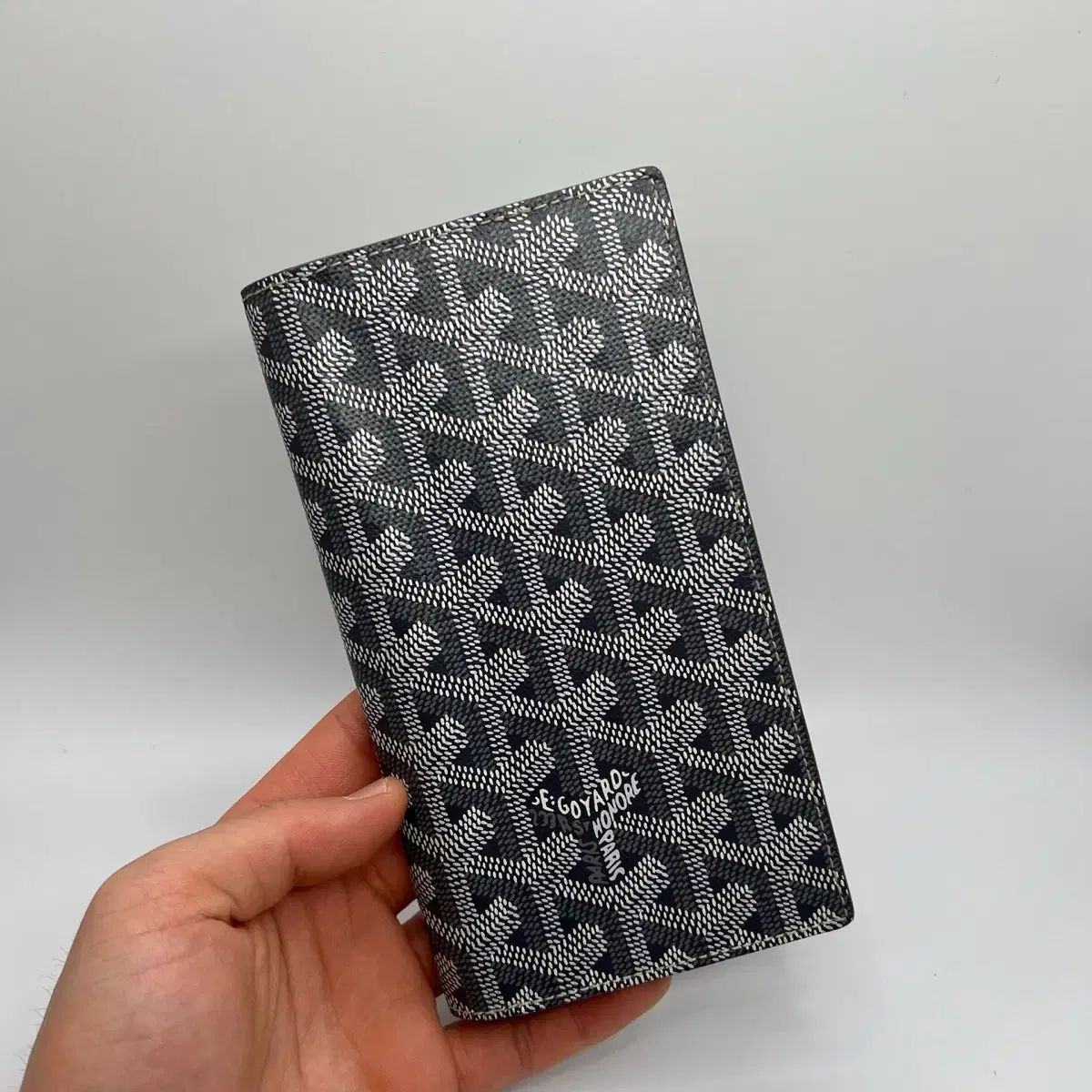 Goyard(ゴヤール) ランバート 長財布 グレー