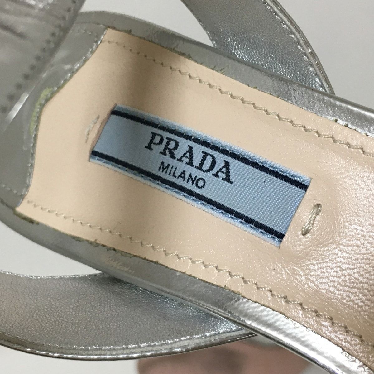 PRADA(プラダ) サンダル 36 レディース - シルバー レザー - メルカリ