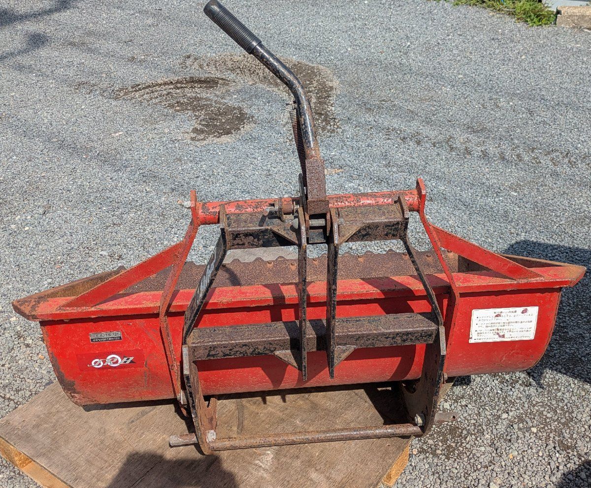 鹿児島発 イガラシ機械工業 トラクター用 リヤバケットTS121