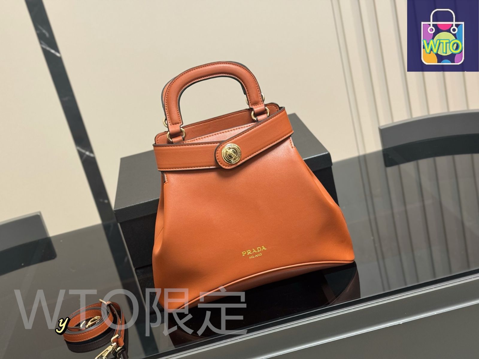 ヴィンテージ★PRADA★ナイロン ホーボーバッグ PRADA プラダ ブランドロゴ ナイロン ハンドバッグ 2way