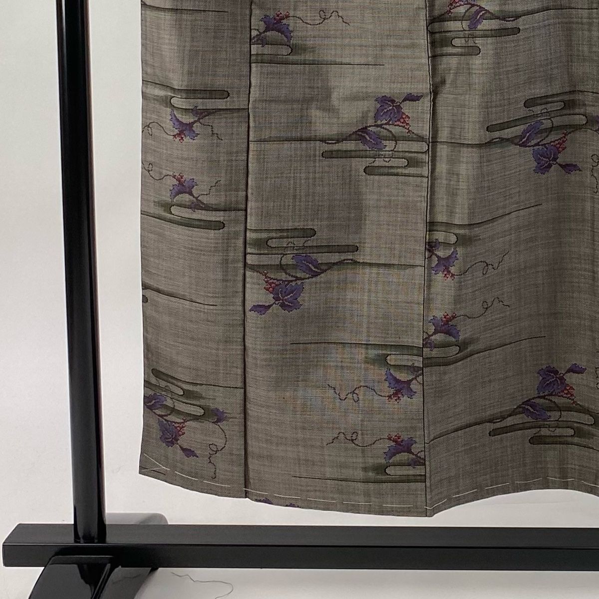 紬 身丈153.5cm 裄丈62.5cm S 袷 ヱ霞 葡萄 焦茶色 正絹 秀品