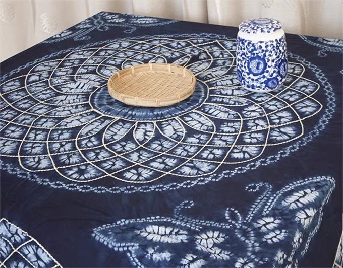 SGYP051 【蝶が花に恋した布】魚の絵 絞り染め 天然藍染 手染め