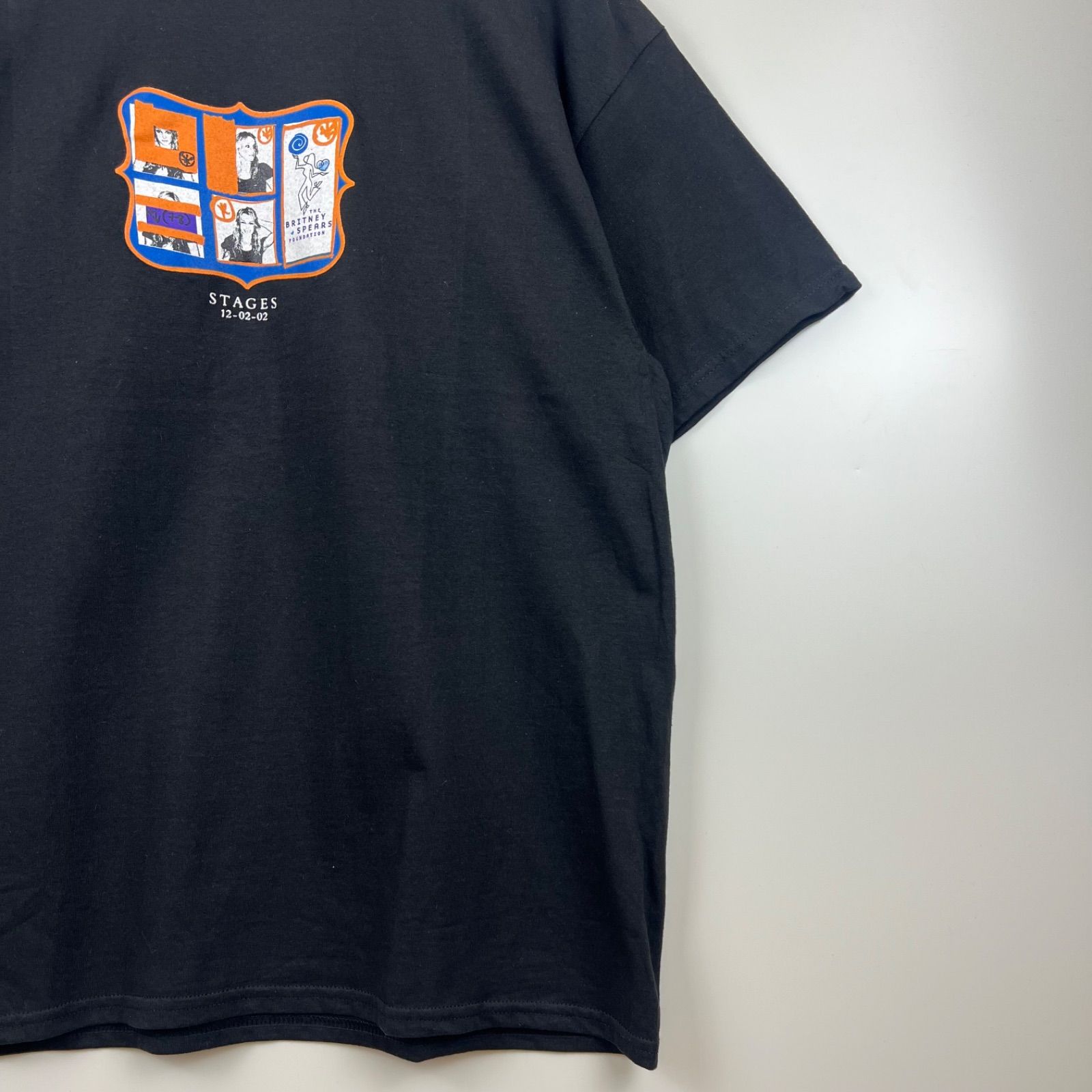 DELTA 00s 2002 vintage Britney Spears stage Photo album Tee shirts