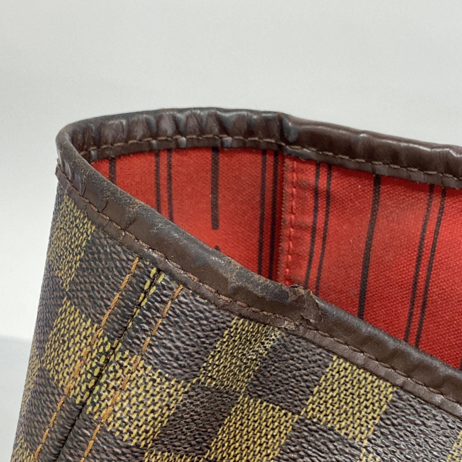 Vuitton ルイ