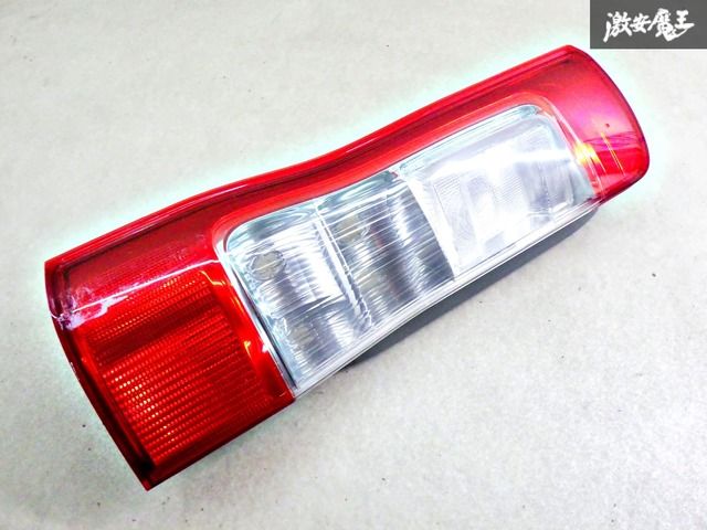 S403M タウンエース 純正 テールランプ 左 KOITO 220-8J009 破損無し！】トヨタ純正 S403M タウンエース 後期 テール