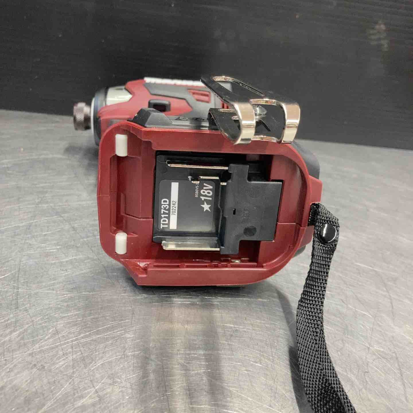 未使用品(店頭展示品)】 マキタ(makita) 18V コードレスインパクト
