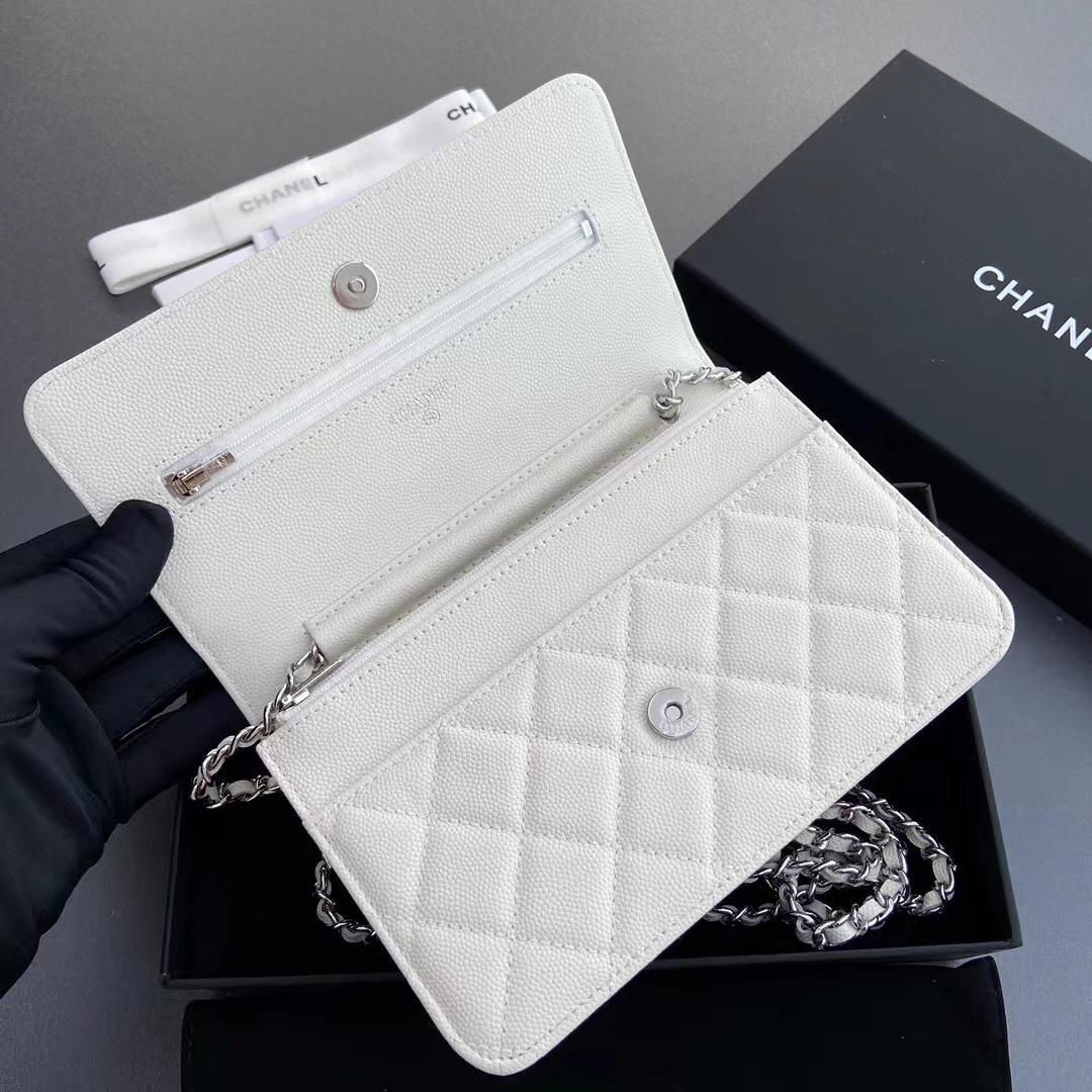 CHANEL ショルダーバッグ