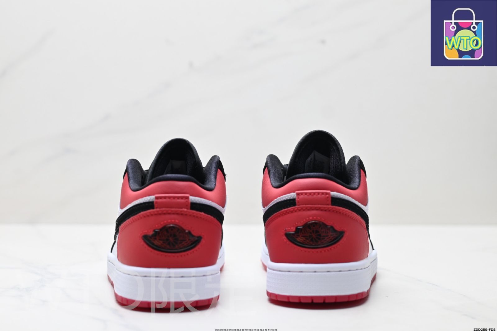 専用です　ナイキエアジョーダン1 41f1MSOKf0L._AC_.jpg