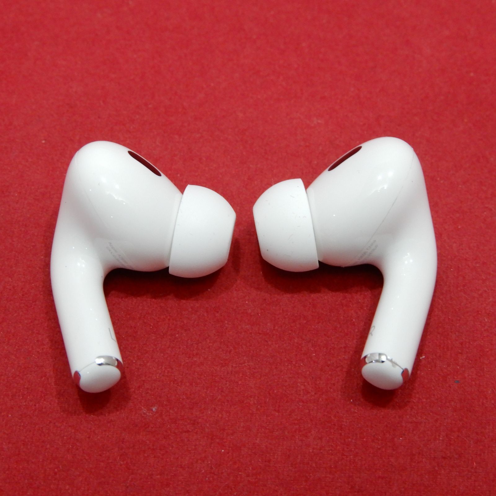 APPLE MQD83J/A AirPods Pro (第2世代) ワイヤレスイヤホン APPLE MQD83J/A AirPods Pro (第2世代) ワイヤレスイヤホン