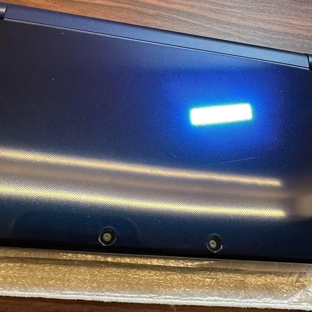 メタリックブルー