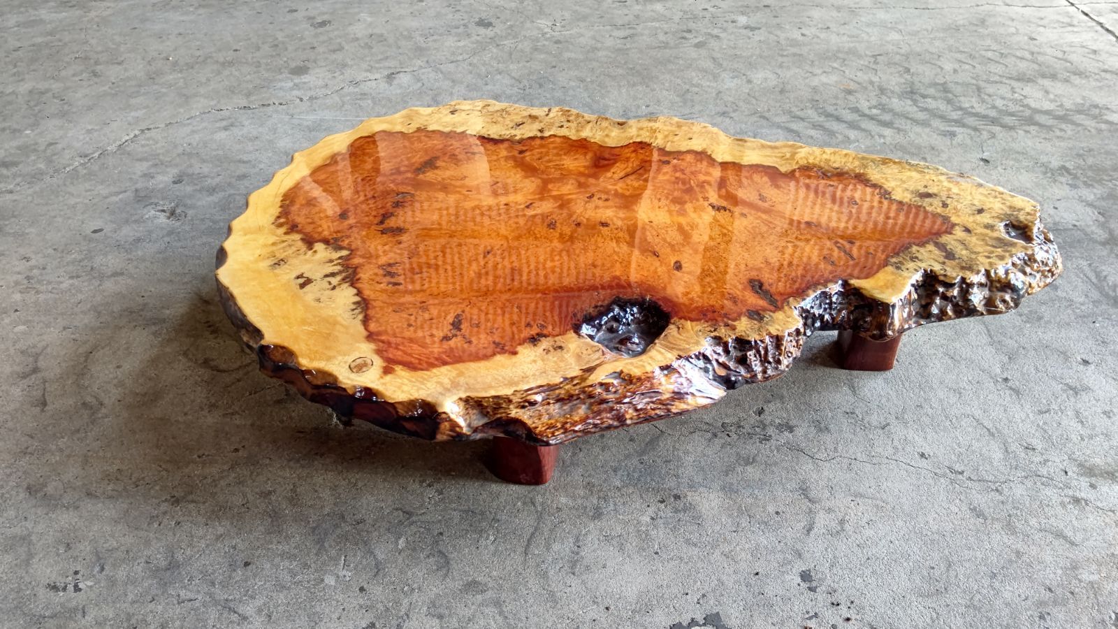 花梨天然木材銘木希少葡萄杢座卓花台