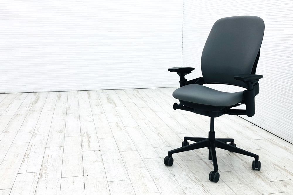 リープチェア V2 2016年製 スチールケース クッション Steelcase Leap オフィス家具 LEAP-10100 グレー A000003368