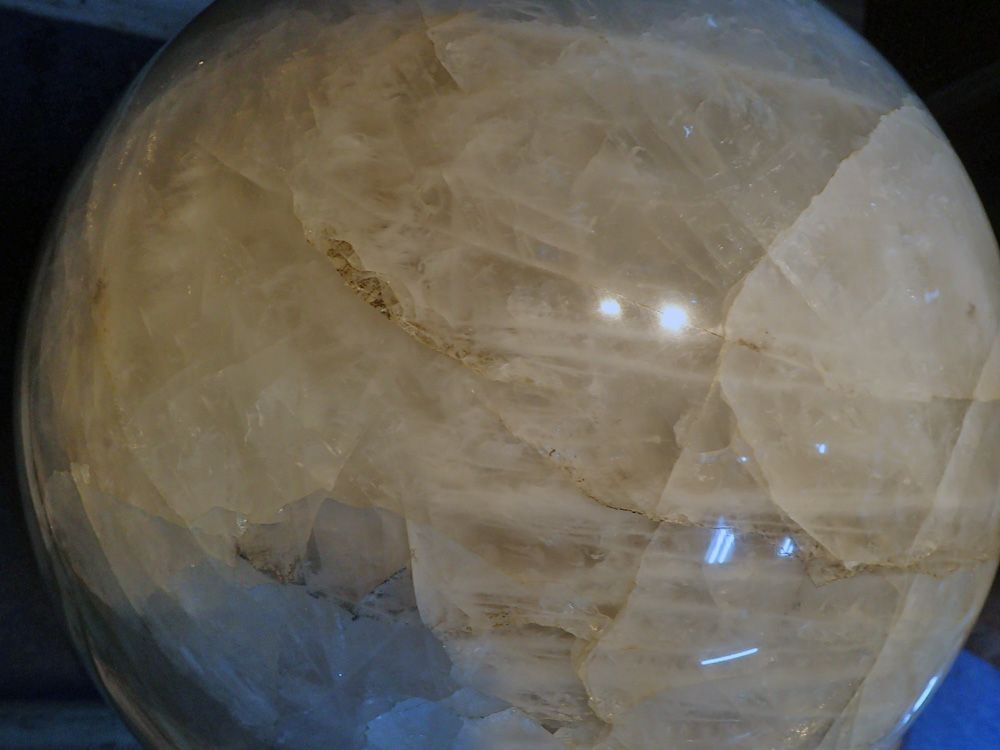 【天然石】水晶＿特大の丸玉、希少クリスタル！約60kg(引き取り限定) 天然石】水晶＿特大の丸玉、希少クリスタル！約60kg(引き取り限定)