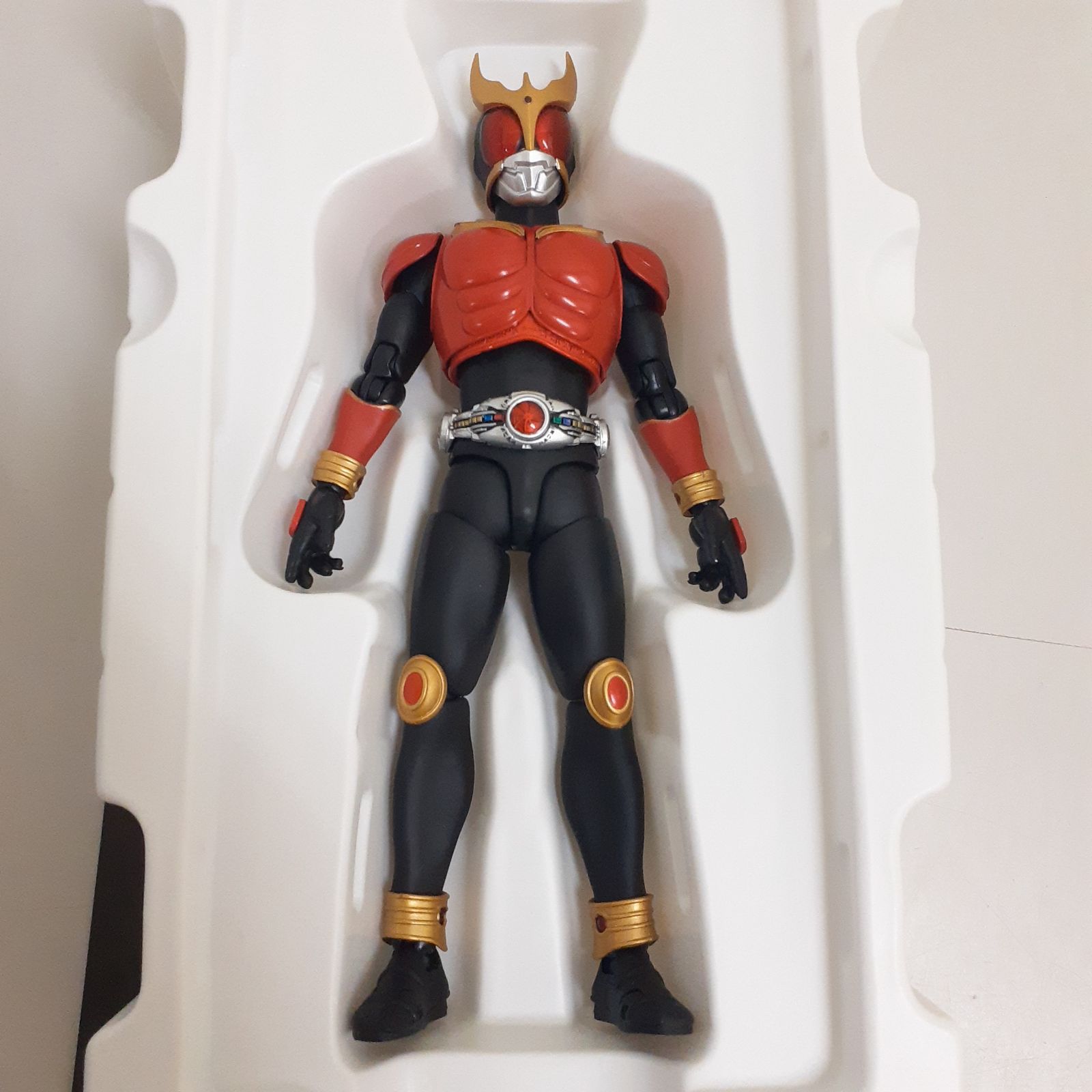 三沢店44-4-0908】S.H.Figuarts(真骨彫製法) 仮面ライダークウガ
