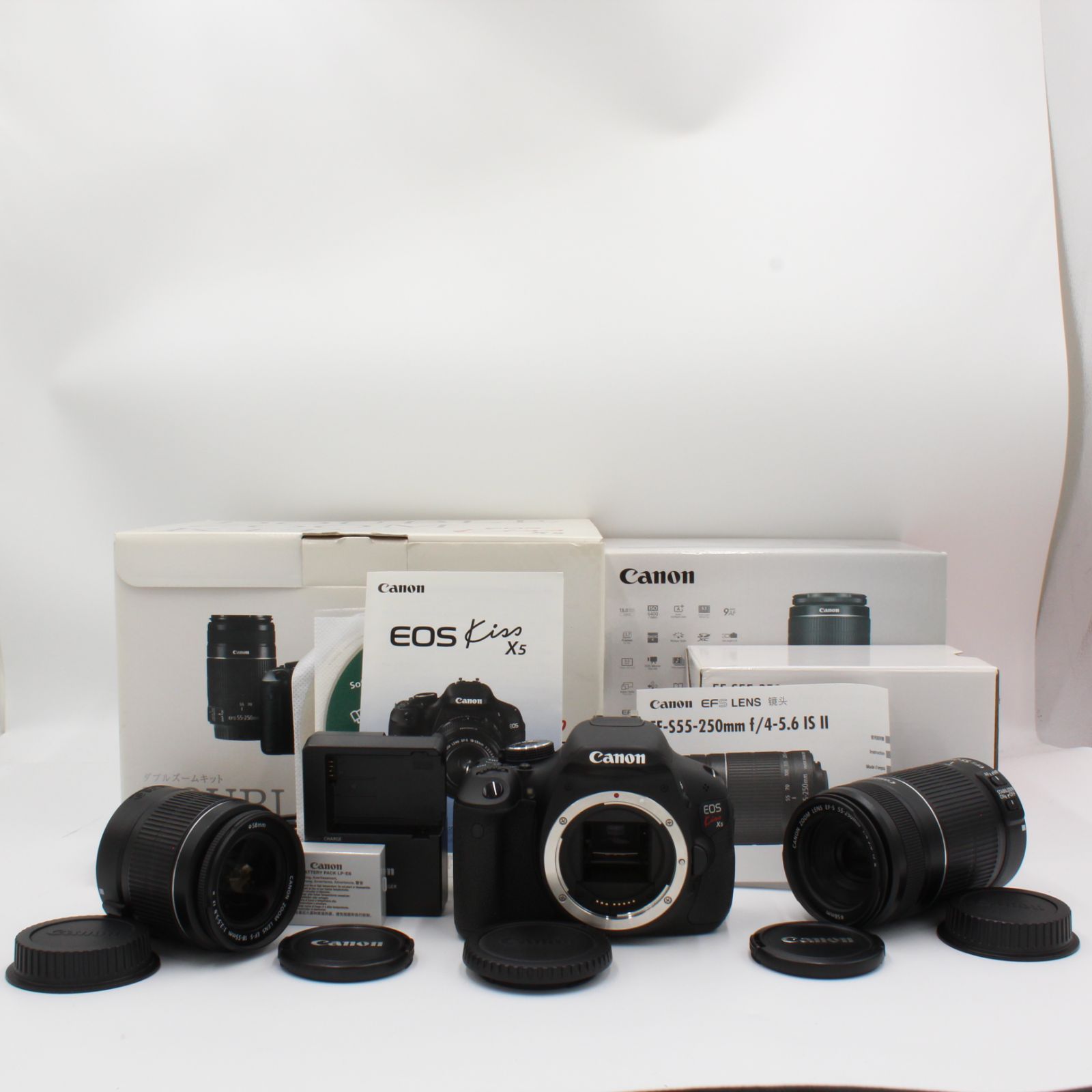 わずか4536ショットの□ほぼ新品□ CANON EOS Kiss X5 ダブルズームキット EF-S18-55ｍｍ/EF-S55-250ｍｍ付属#29036  - メルカリ