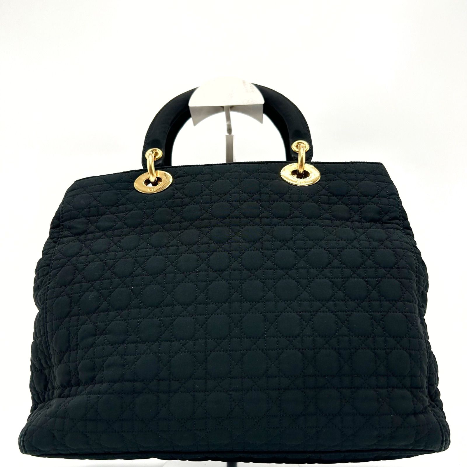 Dior ブラック キルティング ハンドバッグ** Dior ブラック キルティング ハンドバッグ