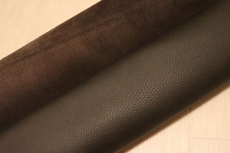 ビターブラウン 250ds クロム革 牛革 イタリア レザー シュリンク加工 はぎれ 一枚革 レザークラフト 革 皮 本革 diy 生地 材料