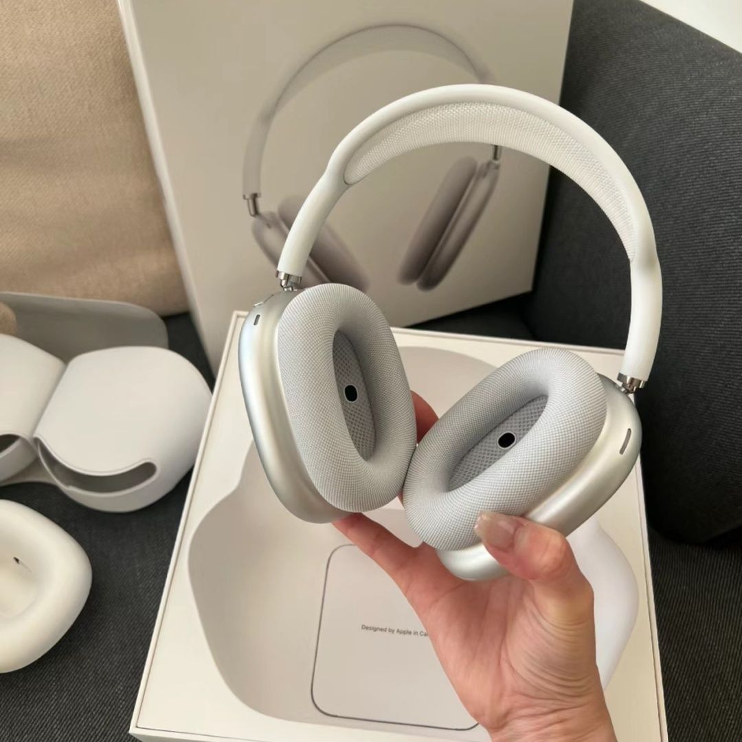 AIRPODS MAX シルバー未使用に近い