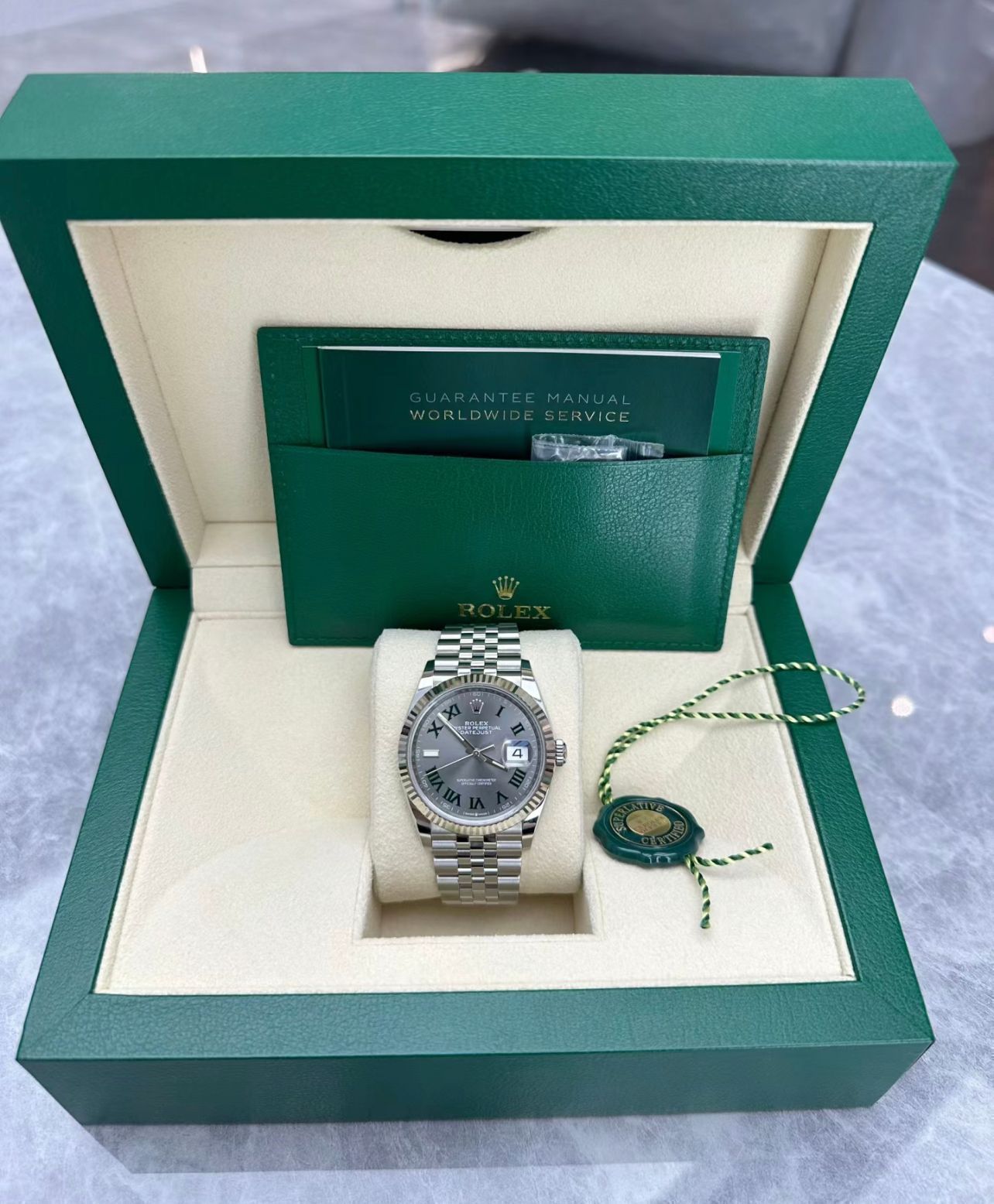 ロレックス デイトジャスト 自動巻き時計　本体のみ ROLEX ロレックス デイトジャスト 金無垢 腕時計 6827 自動巻き