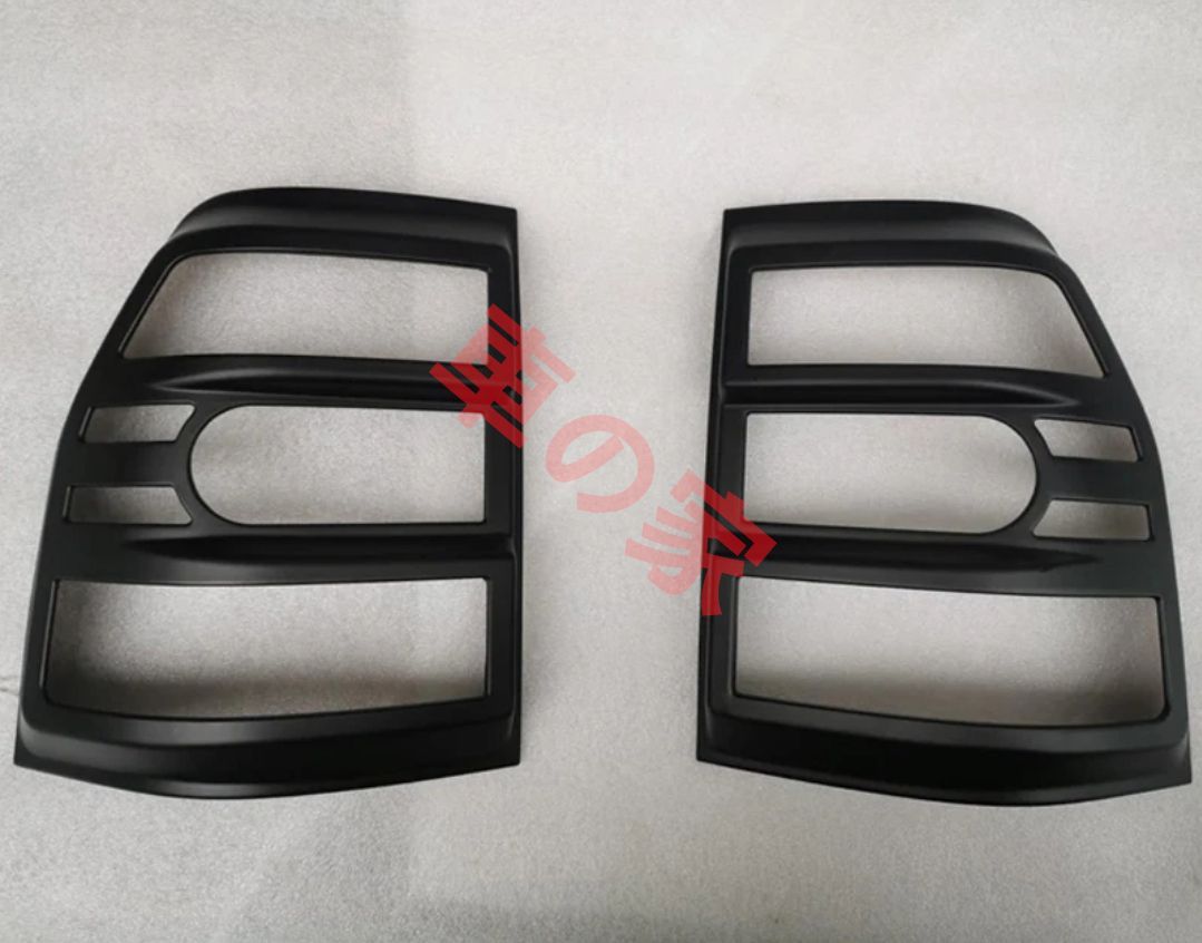 三菱 パジェロV93 V97 2006-2019年 2色選択 テールライトカバー リアランプガーニッシュ2個セット 外装