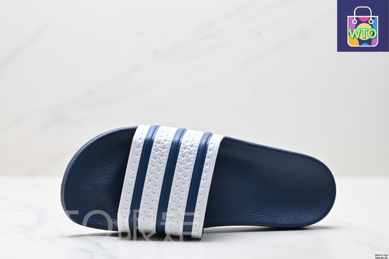 スポーティスタイル 今日 Adidas originals Adilette アディダス スポーツ用に設計された快適なゴム底一本紐スリッパ -WTO輸入1