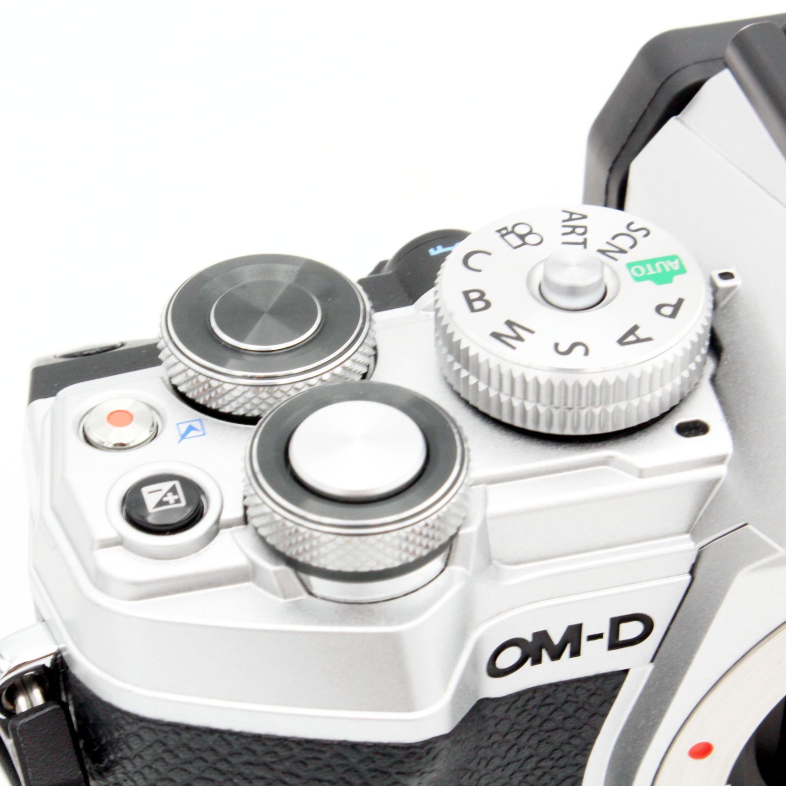 OM-D E-M5 mark3 シルバー　ボディ　シャッター約15700枚 OM-D E-M5 mark3 シルバー ボディ シャッター約15700枚