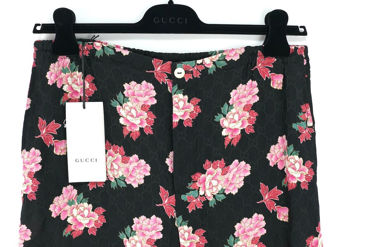 GUCCI ボタニカル フローラルペイント ハーフパンツ 38 GUCCI グッチ 総柄 ハーフパンツ GG フローラル ブラック 46