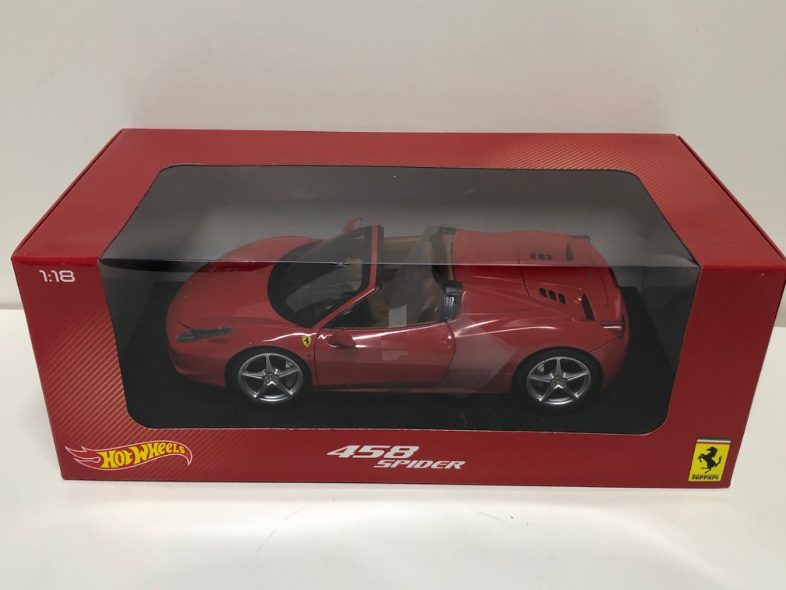 ホットウィール 1/18 フェラーリ 458スパイダー Red Ferrari - メルカリ