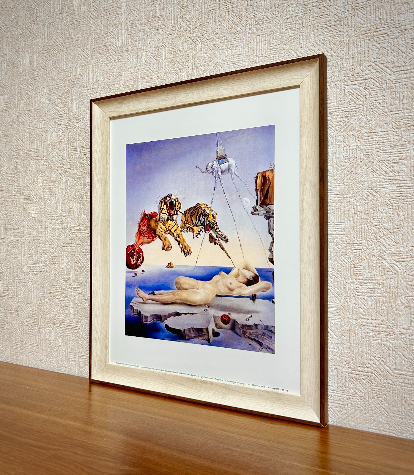 【額縁付き】 Salvador Dali ダリ A2ポスター ⑤ 額縁付き】 Salvador Dali ダリ A2ポスター - メルカリ