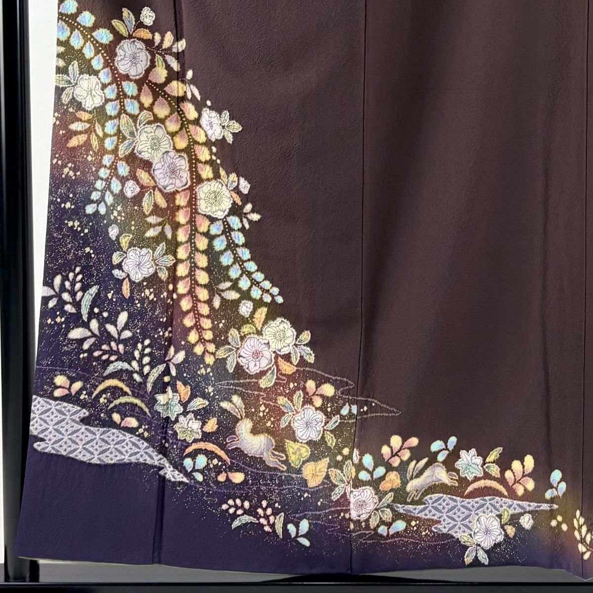付下げ 身丈156.5cm 裄丈64cm M 袷 翠山工房 やまと 落款 辻が花 うさぎ 金彩 ぼかし 濃紫 正絹 名品