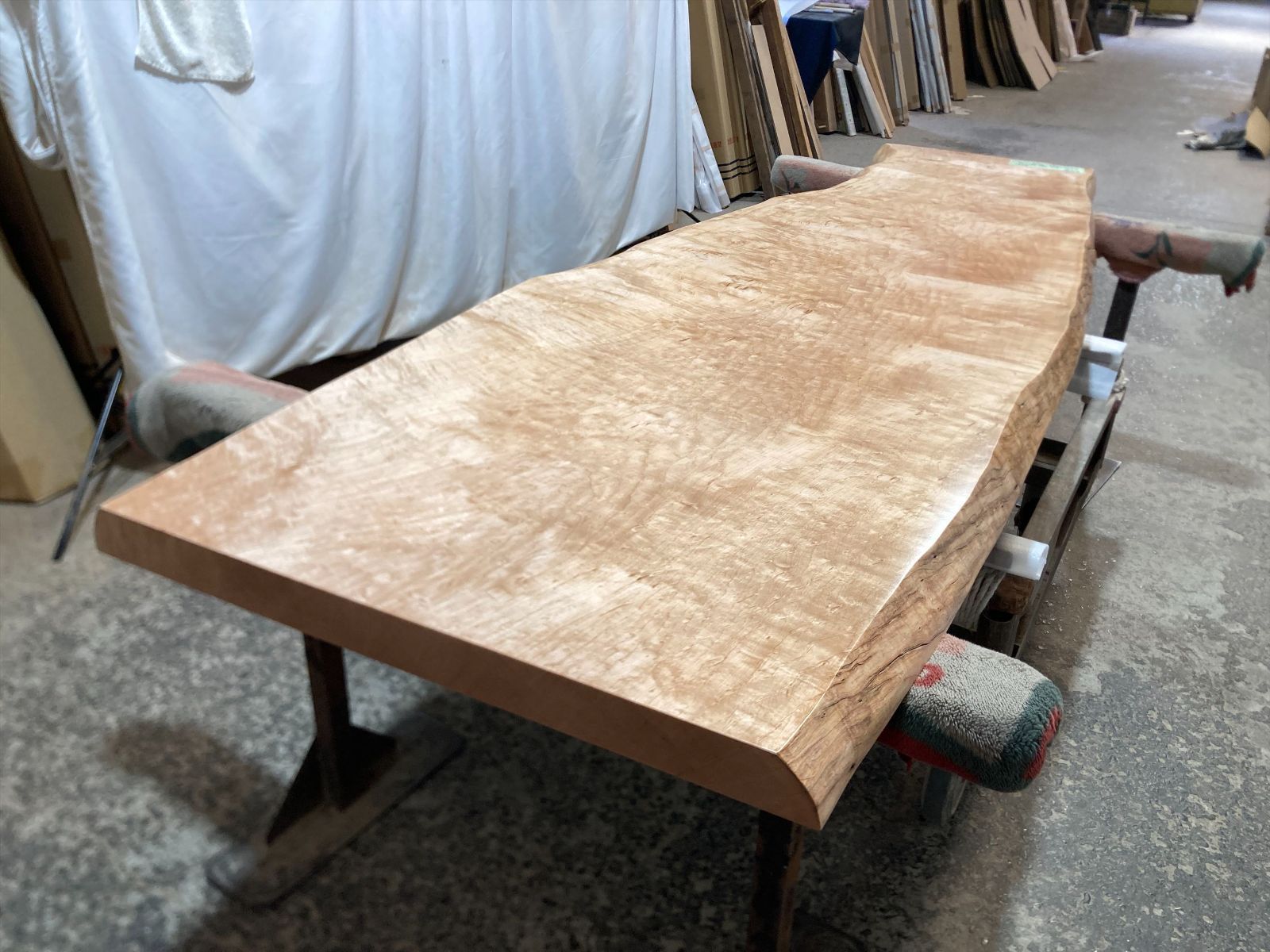 楓9291 上杢 メープル メイプル 一枚板無垢 乾燥材 2270x510‐760-680x56mm カウンター 店舗 リフォーム 棚板 テーブル