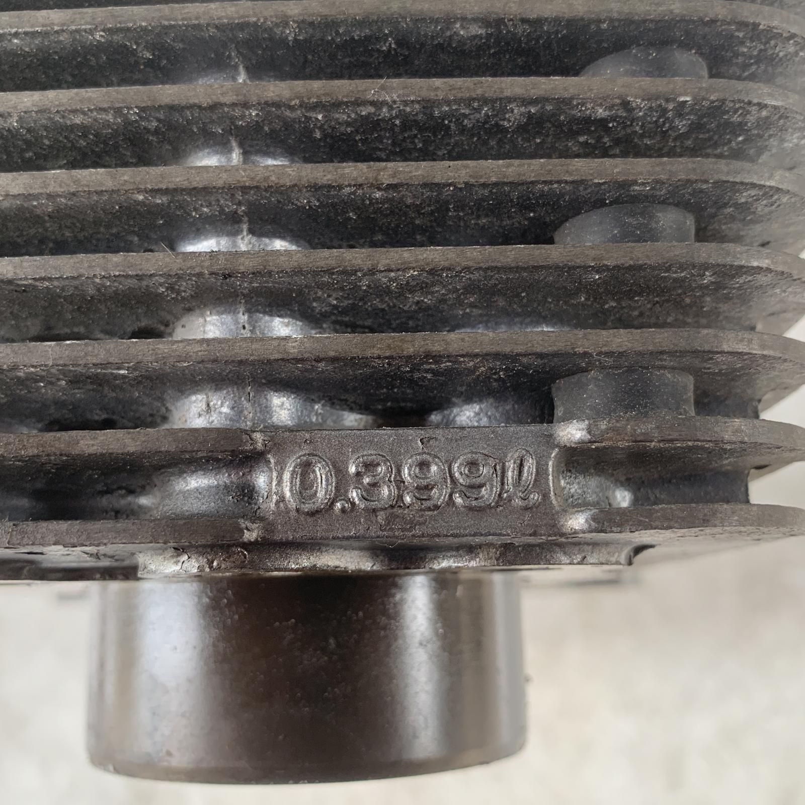 KAWASAKI ゼファー400 シリンダー - メルカリ