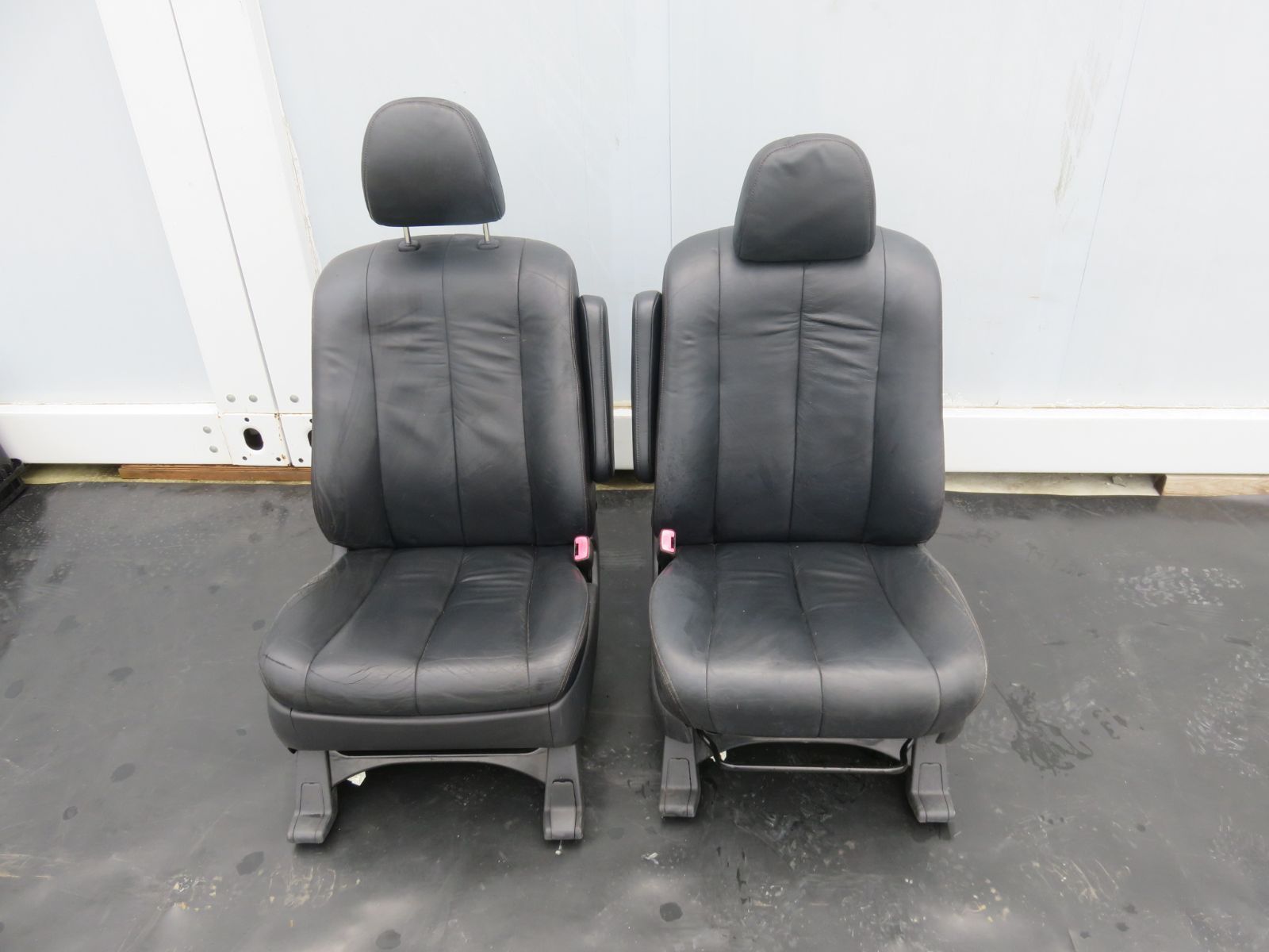 SFC2420 トヨタ 50系 ACR50W ACR55W GSR50W GSR55W エスティマ 後期 3型 純正 レザー フロントシート 運転席 助手席 右前パワーシート 左右セット