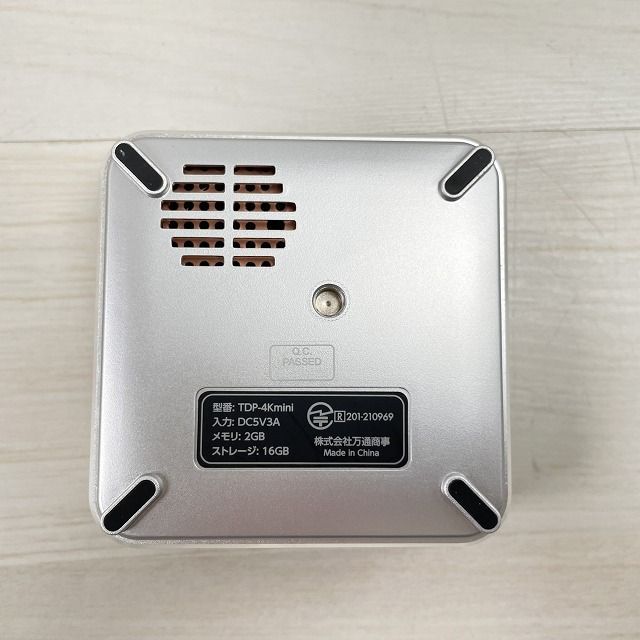 【中古・美品】TOKAIZ TDP-4Kmini スマートミニプロジェクター 中古・美品】TOKAIZ TDP-4Kmini スマートミニプロジェクター