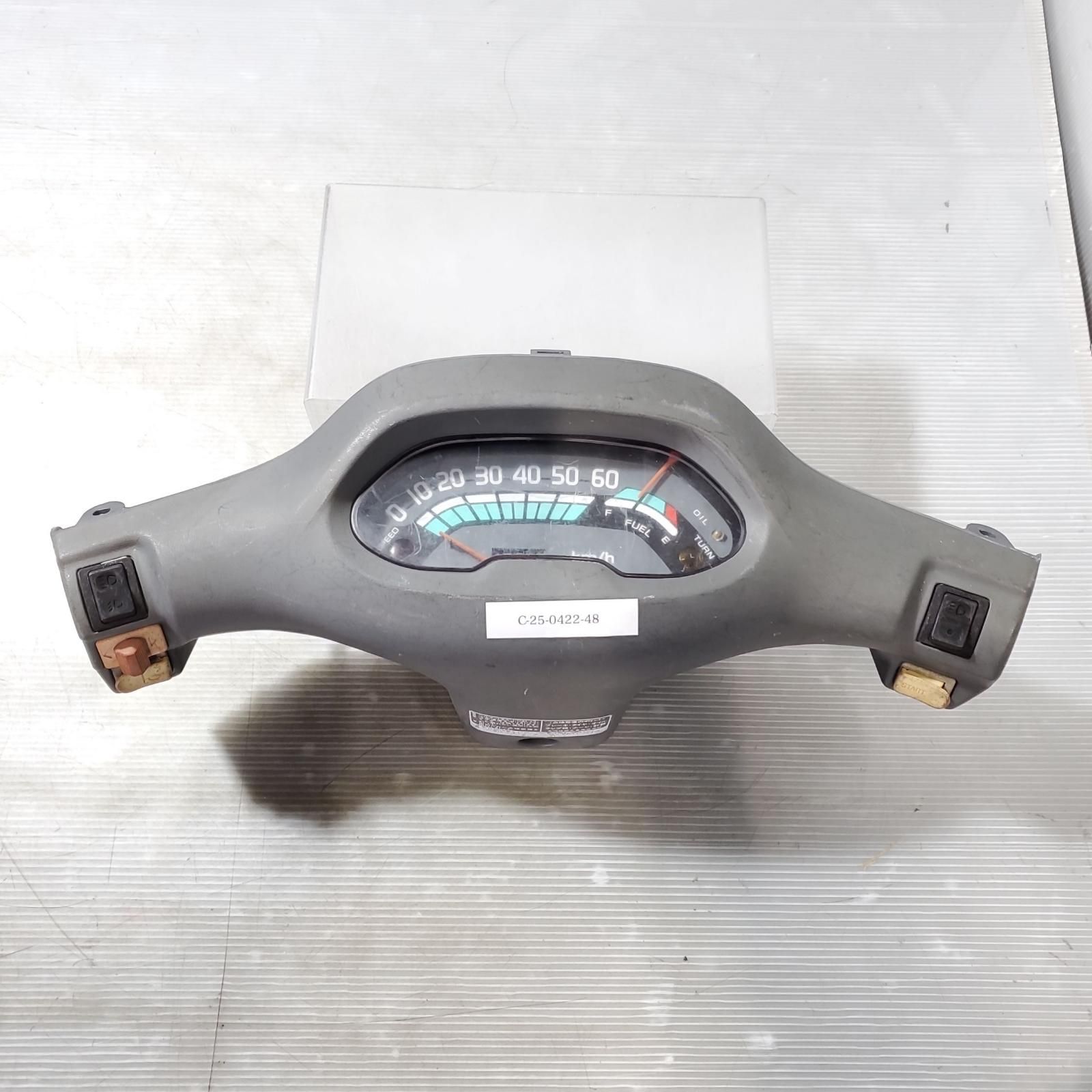 HONDA タクト50 AF16 メーター メーターカバー TACT ホンダ