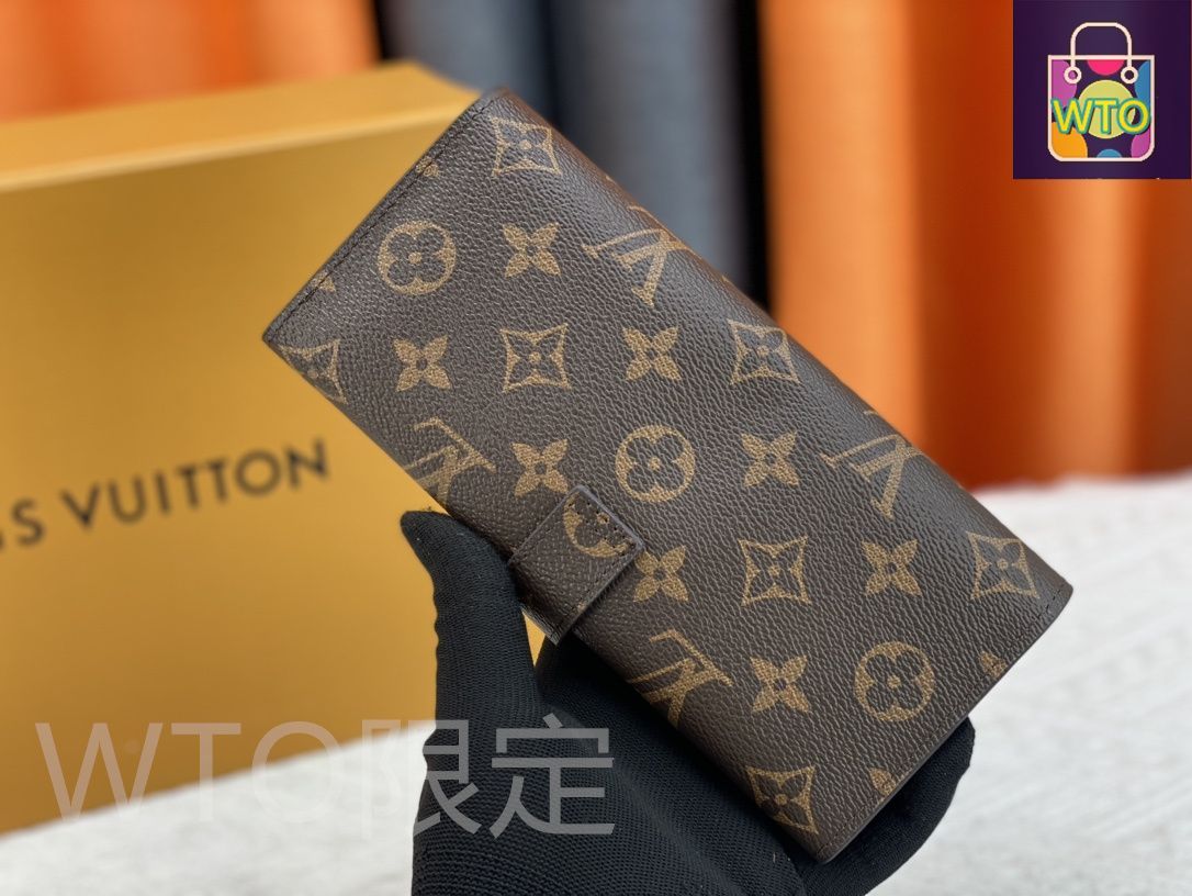 クラシックでエレガントなデザイン 20カードスロット完備