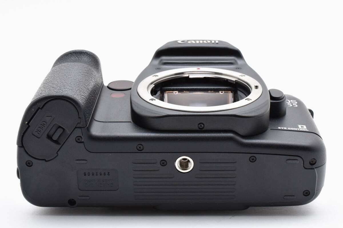 ★超美品★ キヤノン CANON EOS 55 ボディ #19584 Amazon | Canon EOS 55 ブラック | コンパクト 通販